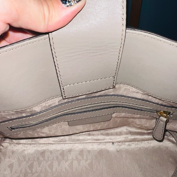 Michael kors Hamilton satchel taupe/cream - Picture 7 of 11